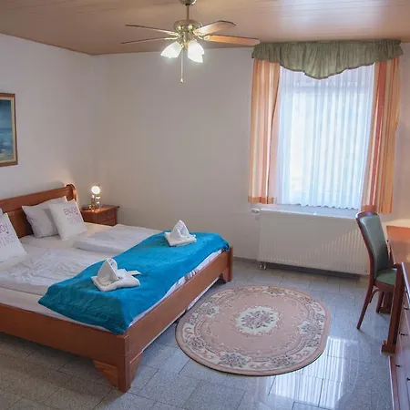 Atlantis Hotel 3*